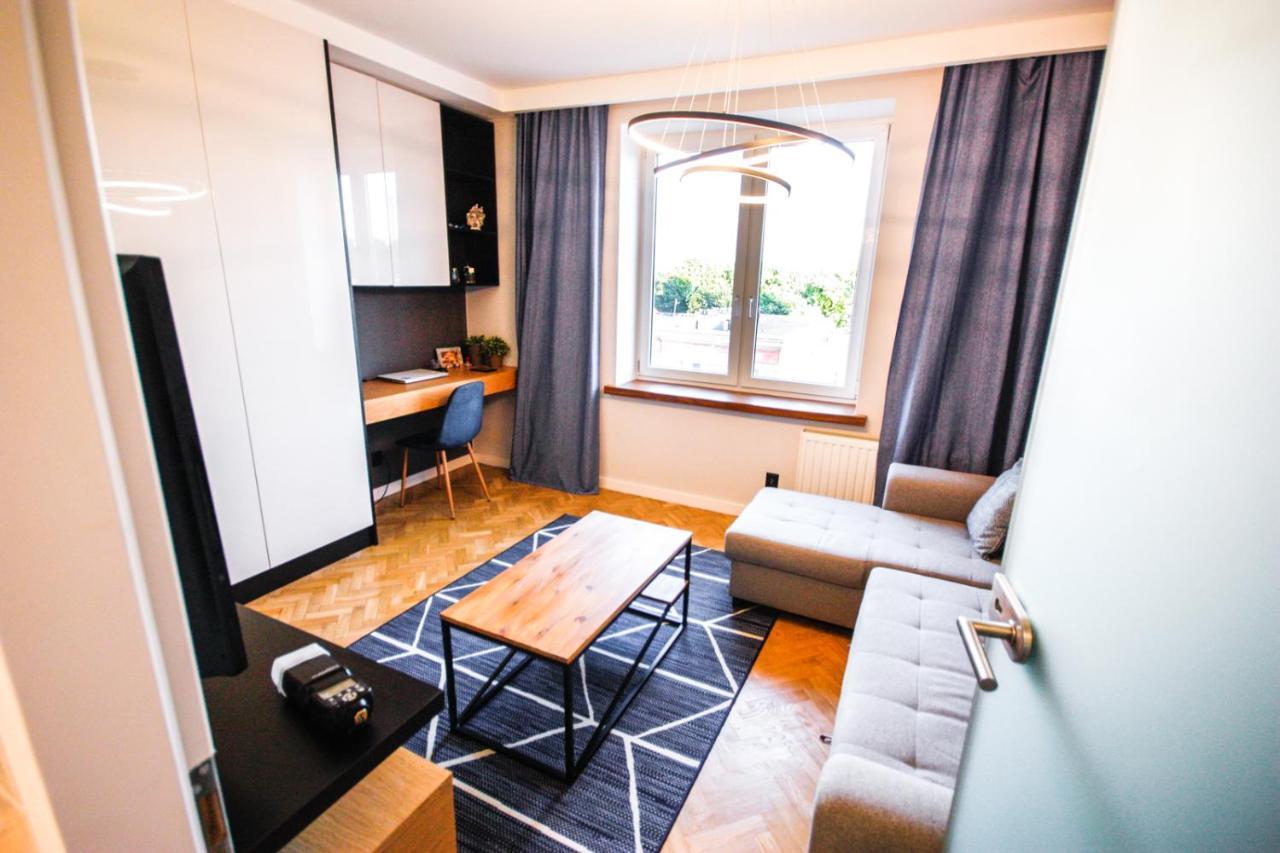 Nowolipki Studio, City Center Skyline View - Warsawstay ภายนอก รูปภาพ